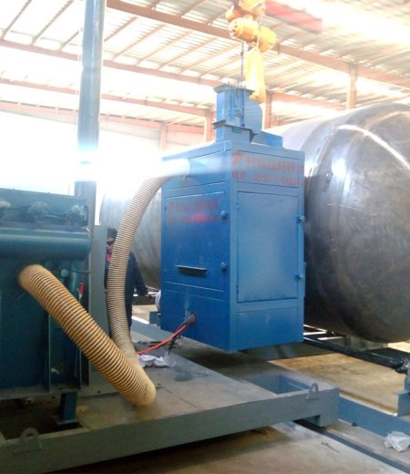 Steel pipe outer shot blasting machine